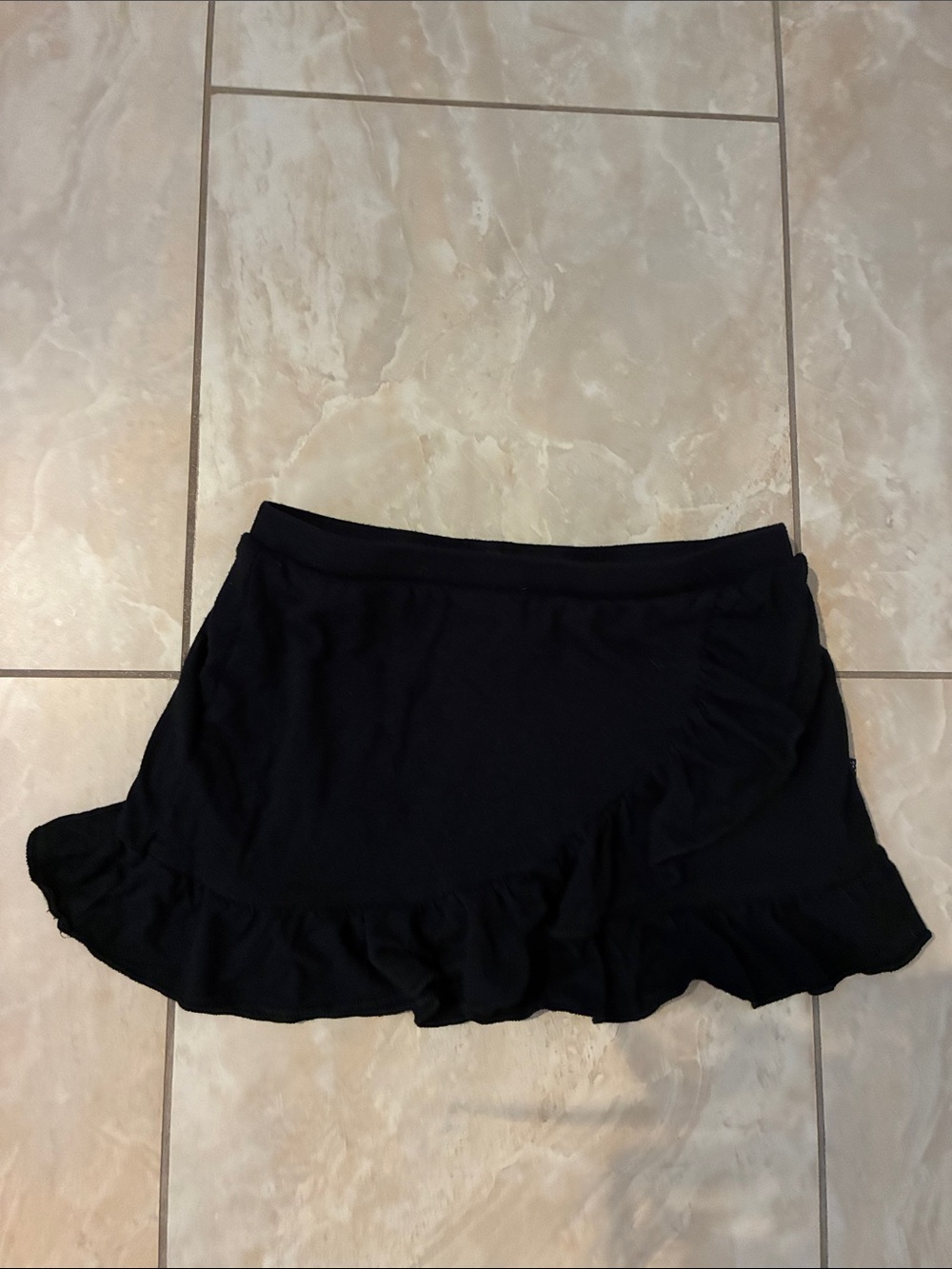 Girls' Black Ruffle-Hem Skort